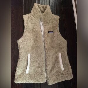Patagonia tan vest. Women’s small